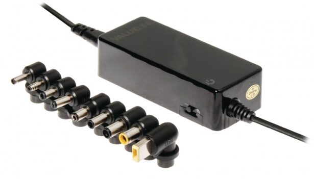 Universaalne sülearvuti toiteadapter 70W