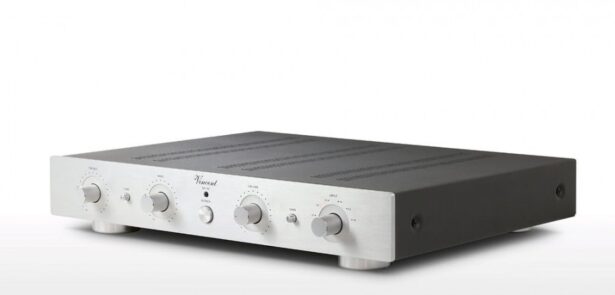 SA-32 stereo hübriid eelvõimendi