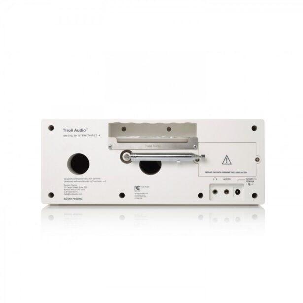Music System Three helisüsteem