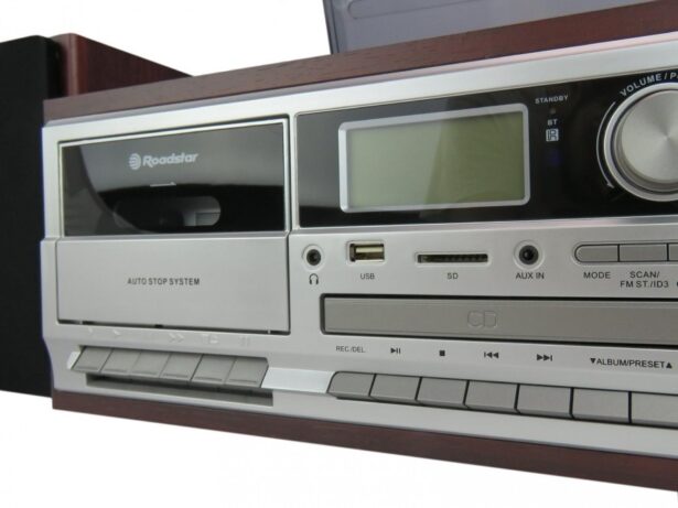 HIF-8892E+BT muusikakeskus