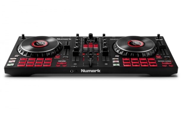 Mixtrack Platinum FX DJ kontroller