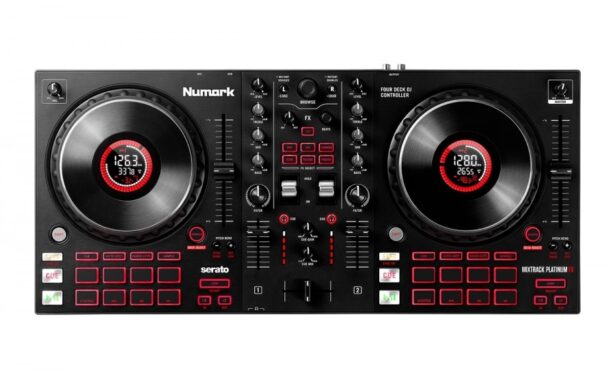 Mixtrack Platinum FX DJ kontroller