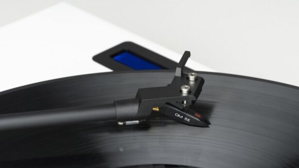 JukeBox E vinüülplaadimängija