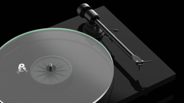 T1 Phono SB vinüülplaadimängija