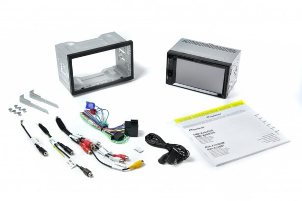 DMH-A240BT multimeediakeskus