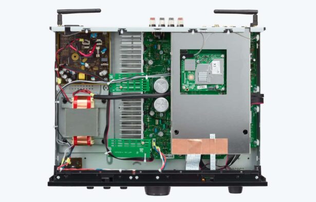 PMA-900HNE stereovõimendi