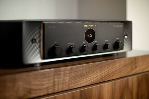 MODEL 40n stereovõimendi