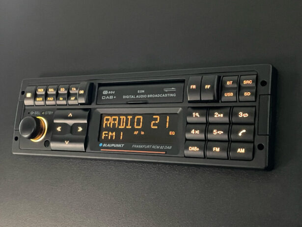 Frankfurt RCM 82 DAB autoraadio