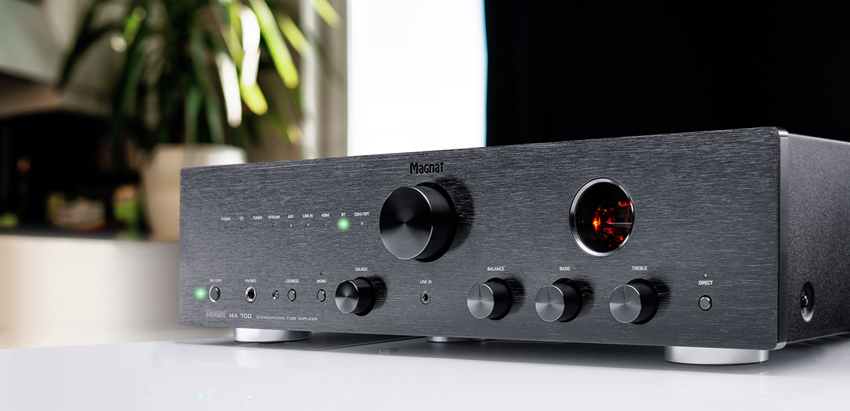 MA 700 hübriid stereovõimendi