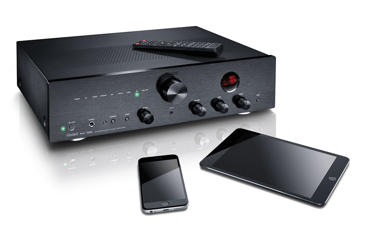 MA 700 hübriid stereovõimendi