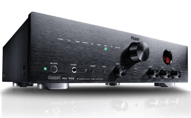 MA 700 hübriid stereovõimendi