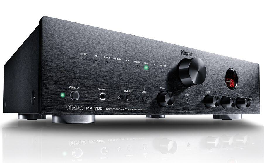 MA 700 hübriid stereovõimendi